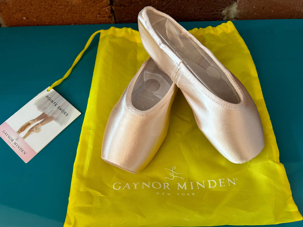Gaynor Minden USA Production Pointe shoe SC6.5M3+XDH