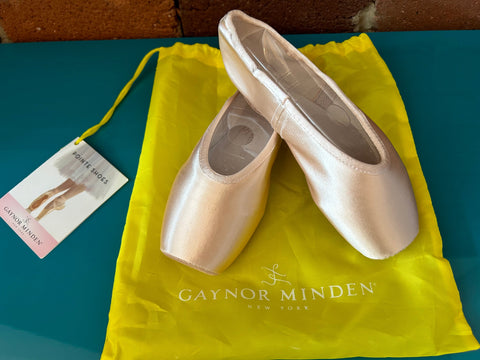 Gaynor Minden USA Production Pointe shoe SC6.5M3+XDH